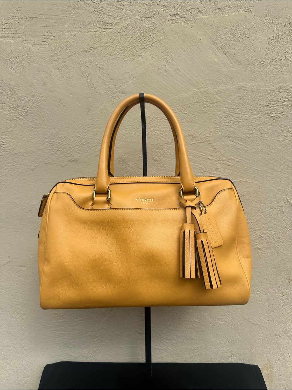 🐤 Coach Legacy Haley Satchel 23574 🐤